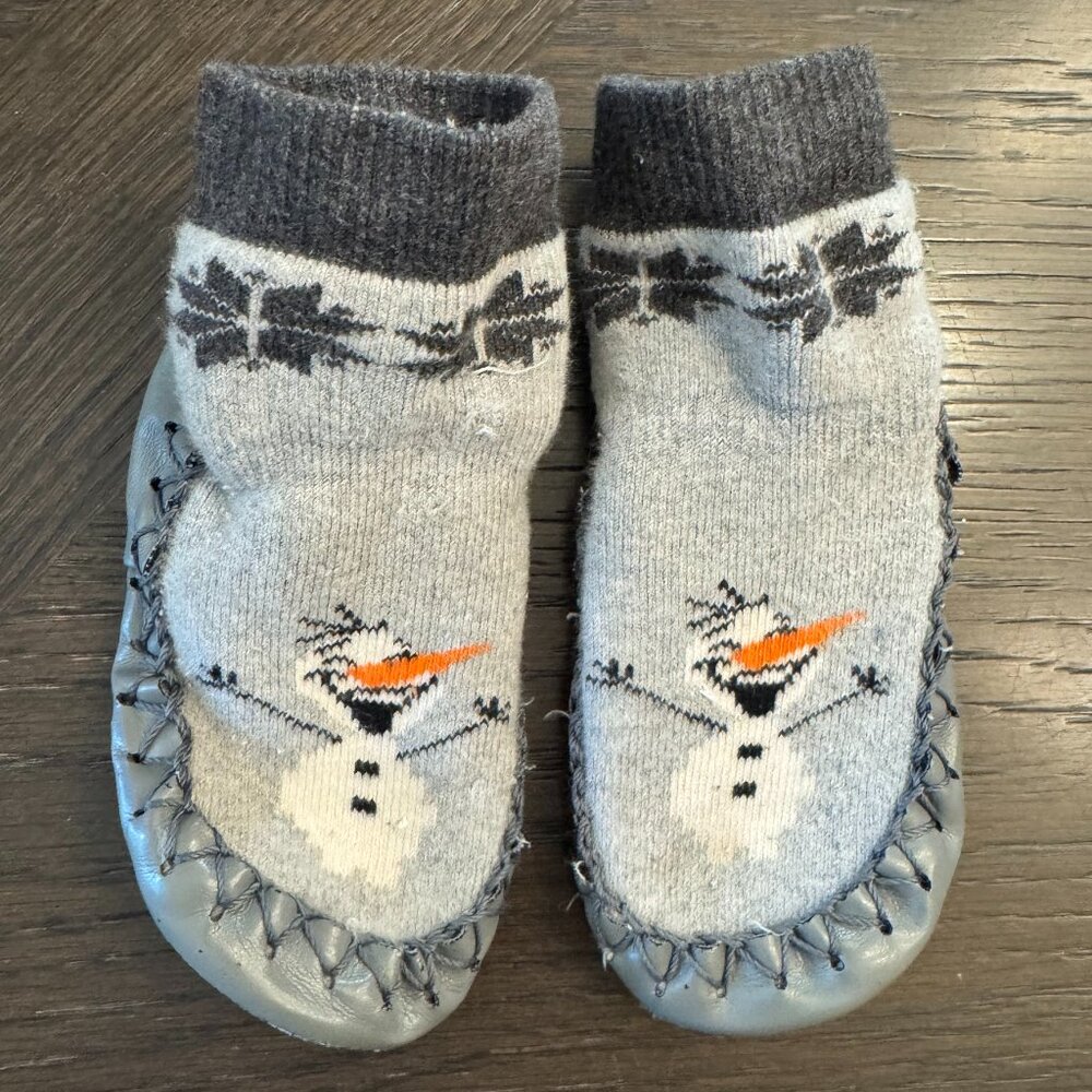 Disney X Hanna Andersson, Olaf Moccasins, Toddler Size 5-7
